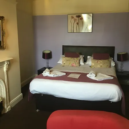Gillygate Guest house